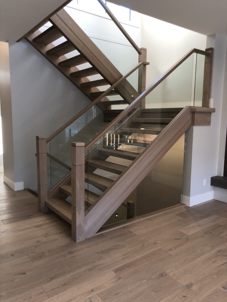 No riser floating hardwood stairs